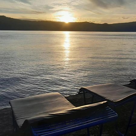 Hotel Barbara Tuk Tuk Eksteriør bilde